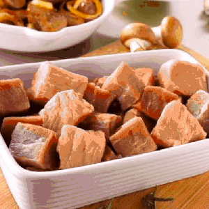 Bocconcini/Spezzatino BIO di Suino Nero brado 0,3kg COD.002