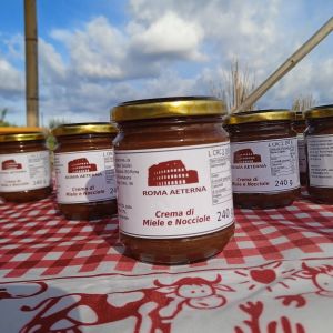 Crema spalmabile alle nocciole e miele 240gr